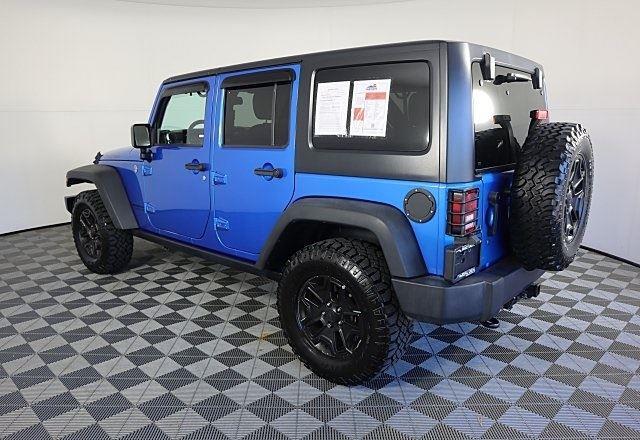 2015 Jeep Wrangler Unlimited Rubicon photo 6