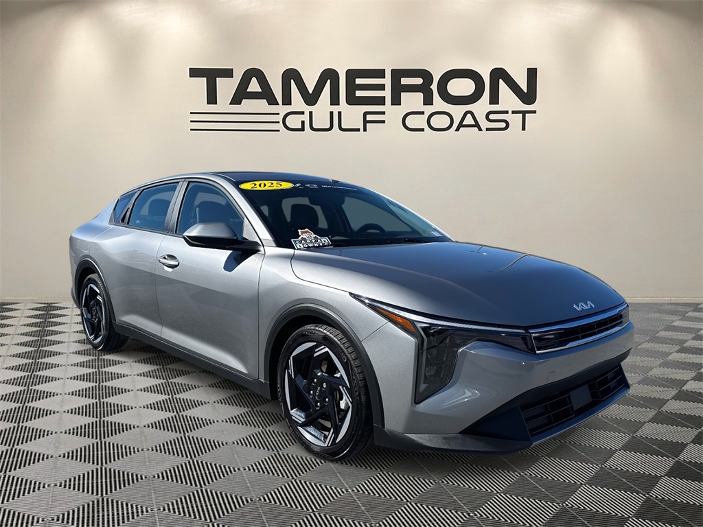2025 Kia K4 EX's photo