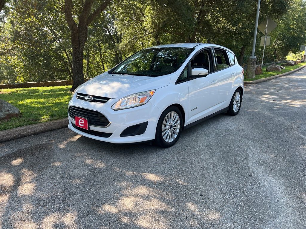 2017 Ford C-Max Hybrid SE photo 3