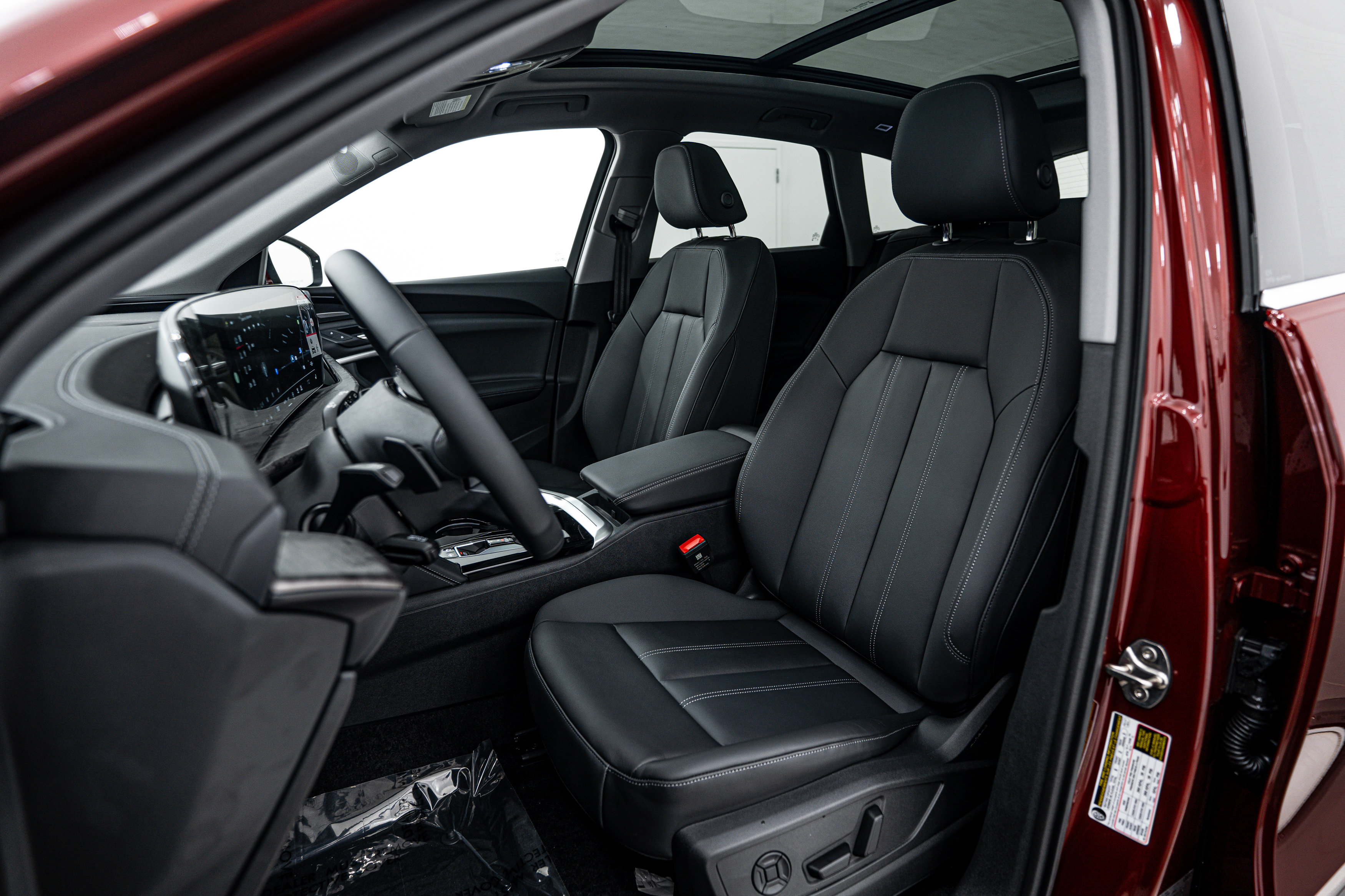 2025 Audi Q5 Premium Plus photo 12