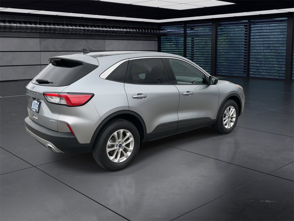 2022 Ford Escape SE photo 8