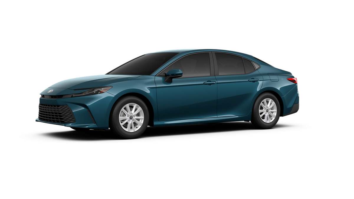 2025 Toyota Camry LE photo 2