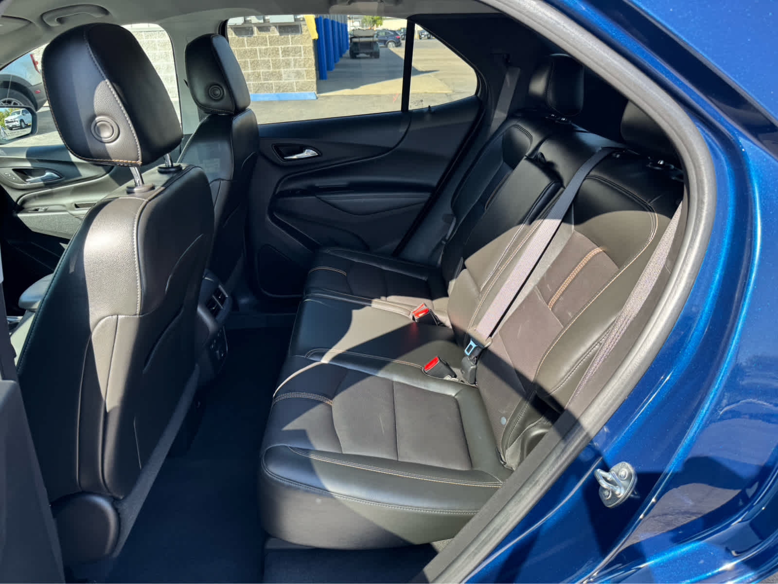2022 Chevrolet Equinox Premier photo 13