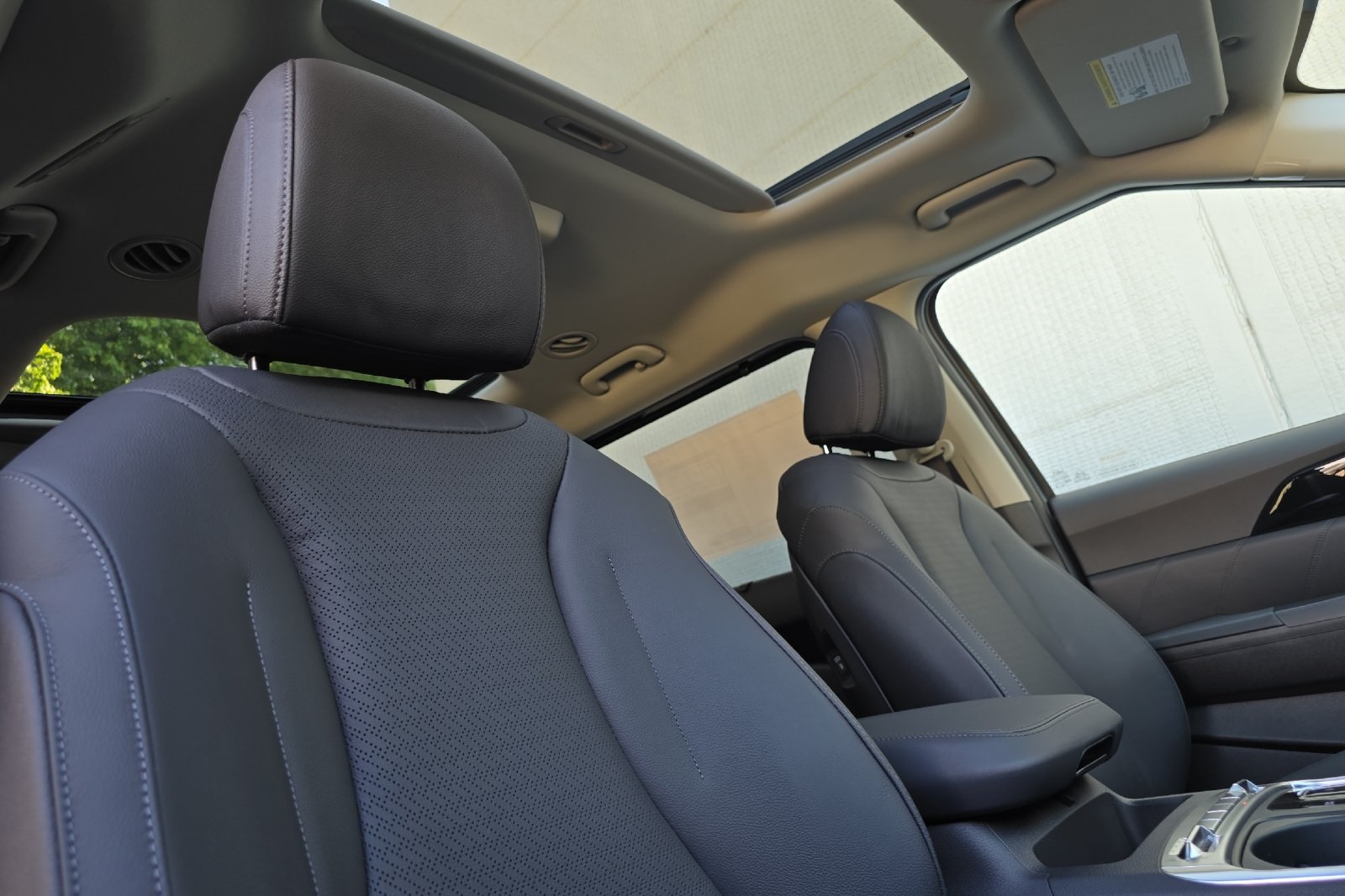 2026 Kia Carnival SX Prestige photo 12