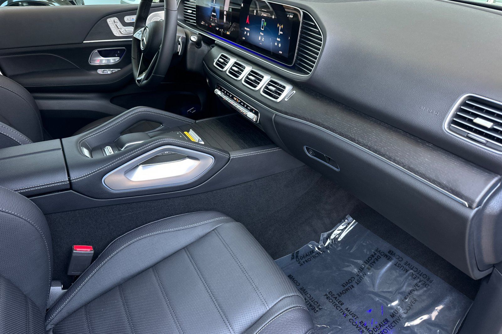 2025 Mercedes Benz GLE 580 4MATIC photo 14
