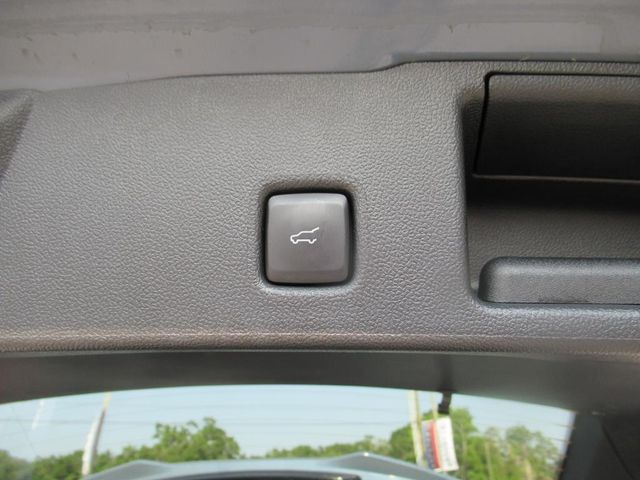 2024 Ford Escape ST-Line photo 30