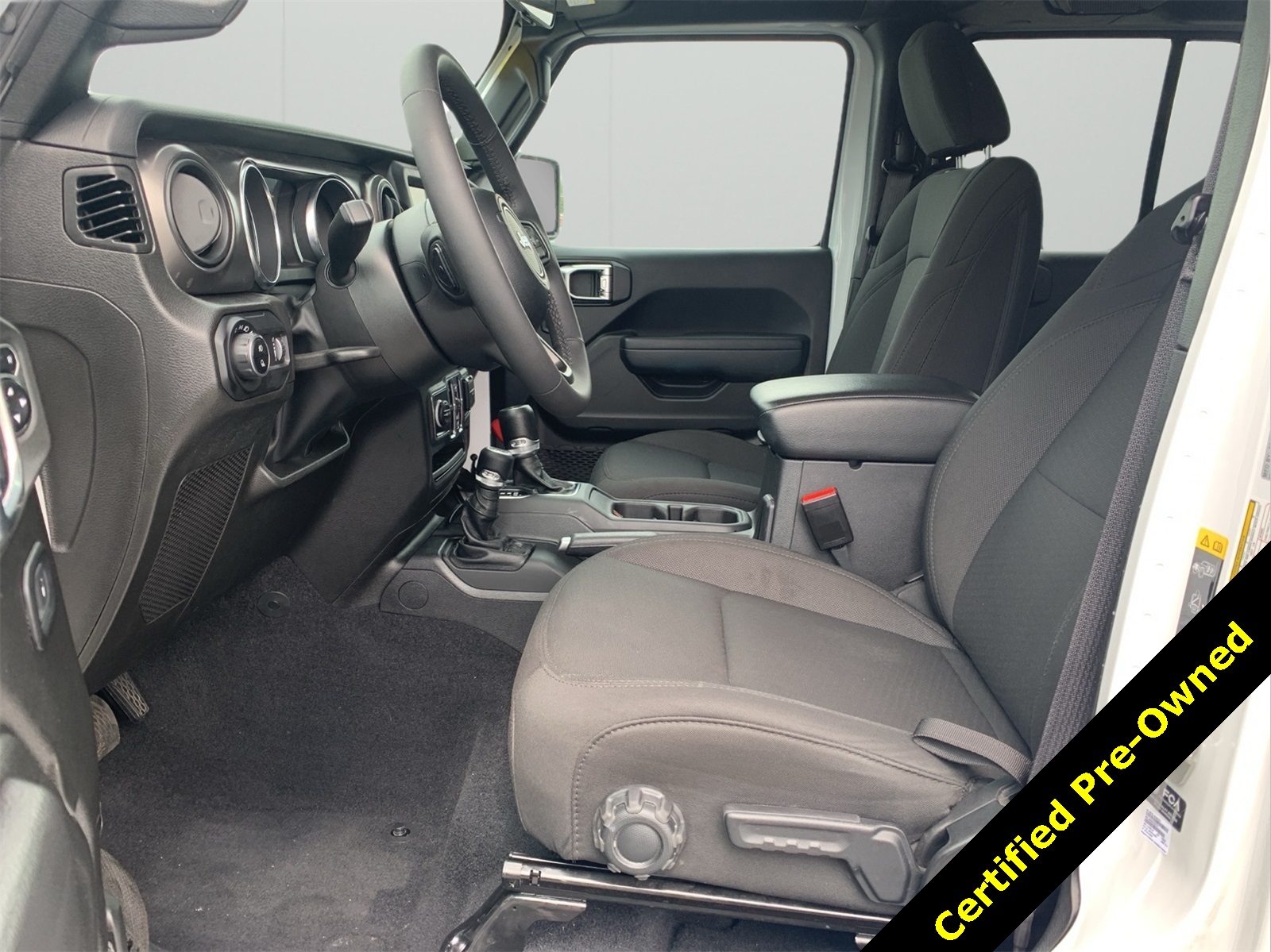 2023 Jeep Gladiator Sport photo 13