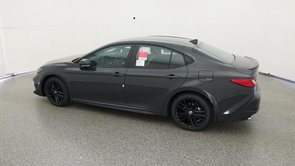 2025 Toyota Camry SE photo 11