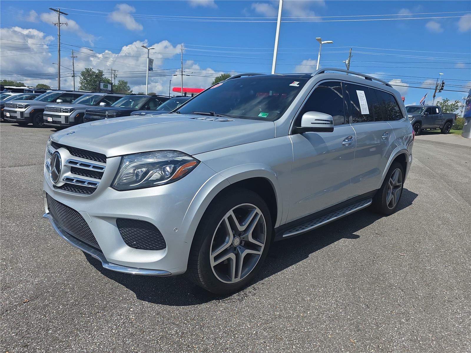 2017 Mercedes Benz GLS 550 4MATIC photo 9