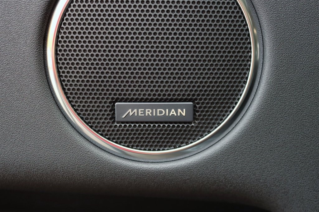 2025 LAND ROVER DISCOVERY SPORT - Image 9