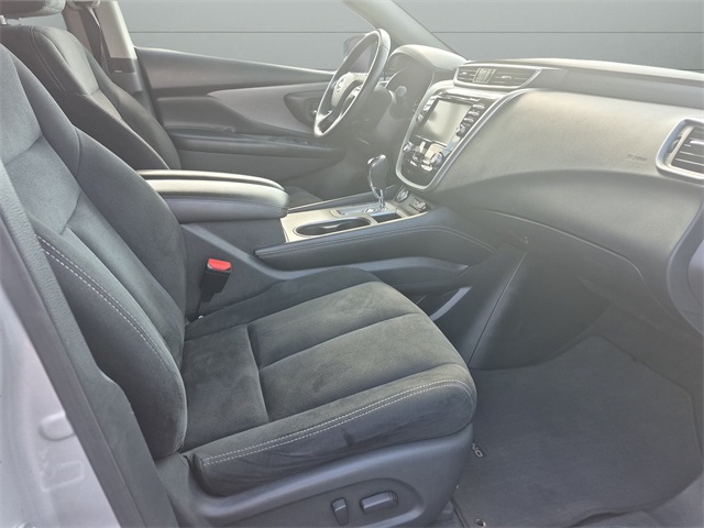 2021 Nissan Murano SV photo 13