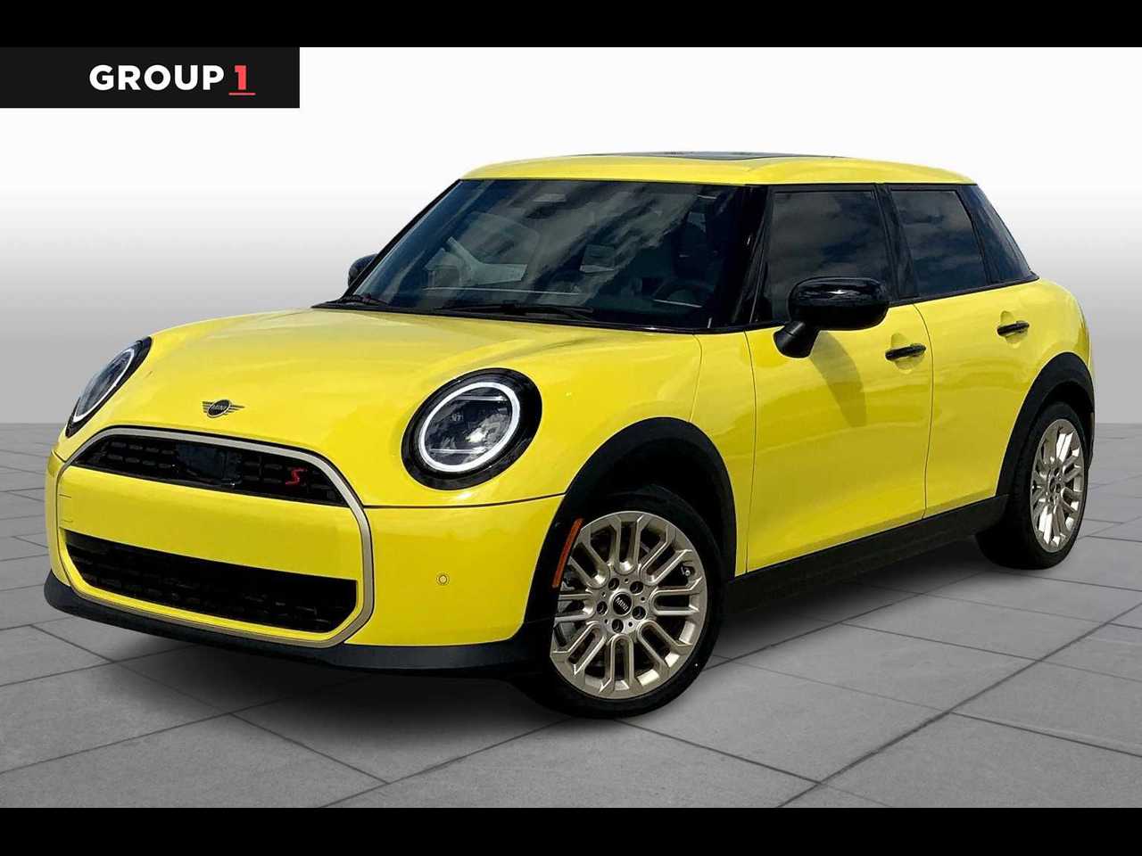 2025 MINI Cooper S Signature Trim 4-door Hatchback
