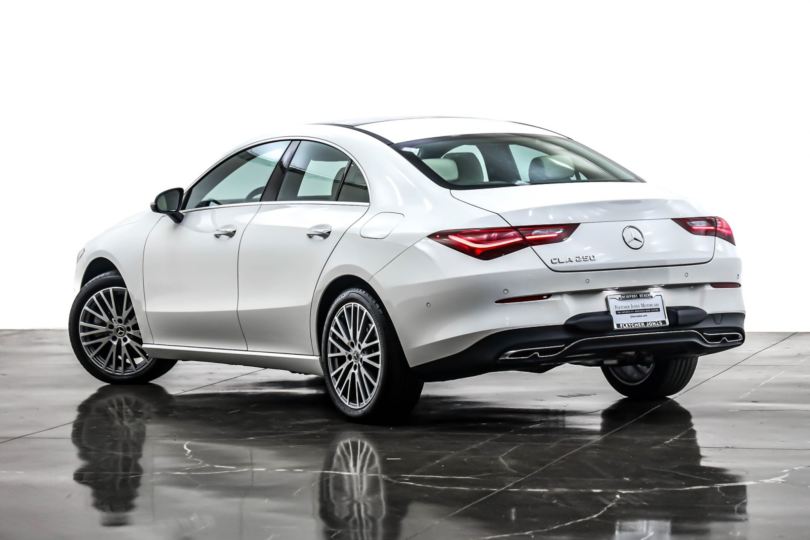 2025 Mercedes Benz CLA 250 photo 12
