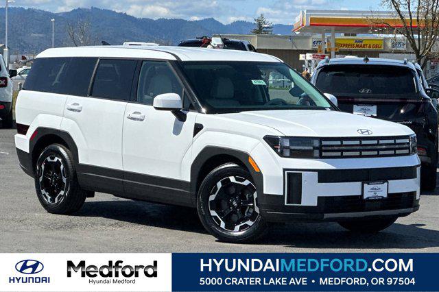 2025 Hyundai Santa Fe SE's photo