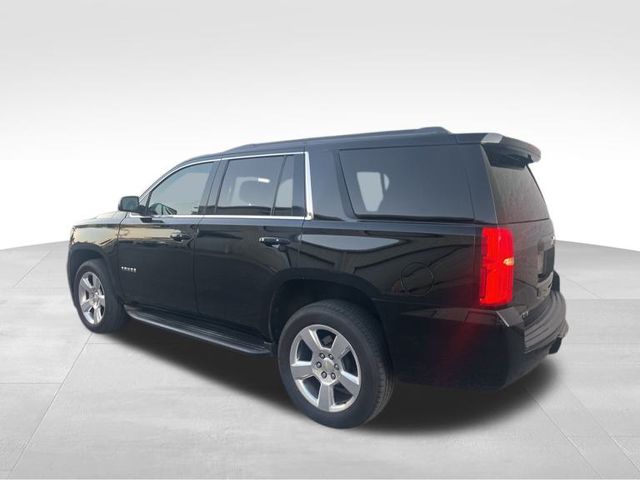 2016 Chevrolet Tahoe LT photo 3