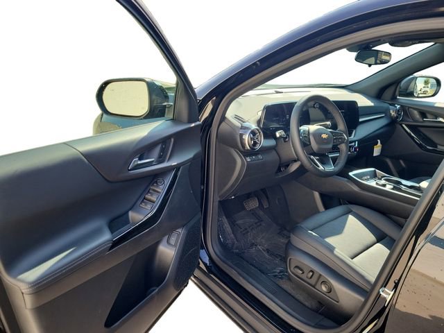 2026 Chevrolet Equinox LT photo 8