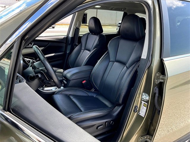 2022 Subaru Ascent Limited photo 9