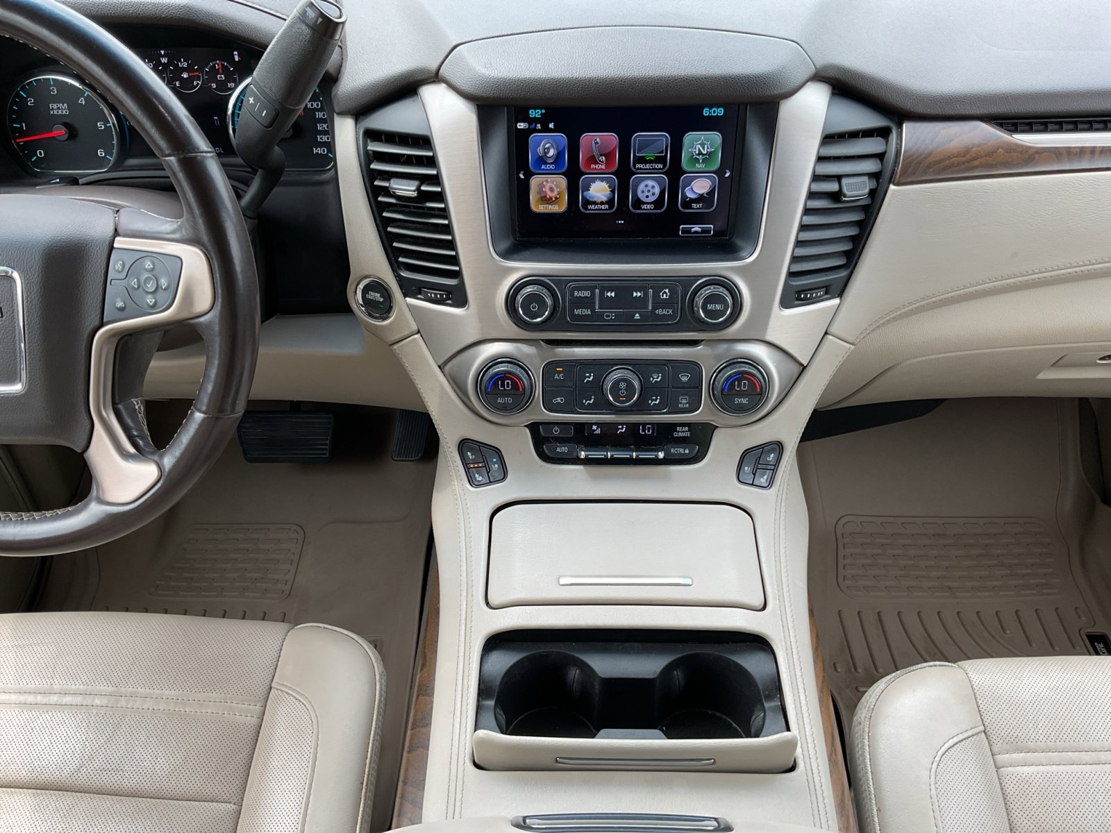 2019 Gmc Yukon XL Denali photo 18
