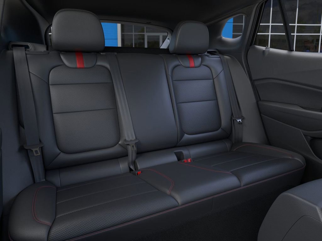 2025 Chevrolet Trax photo 12