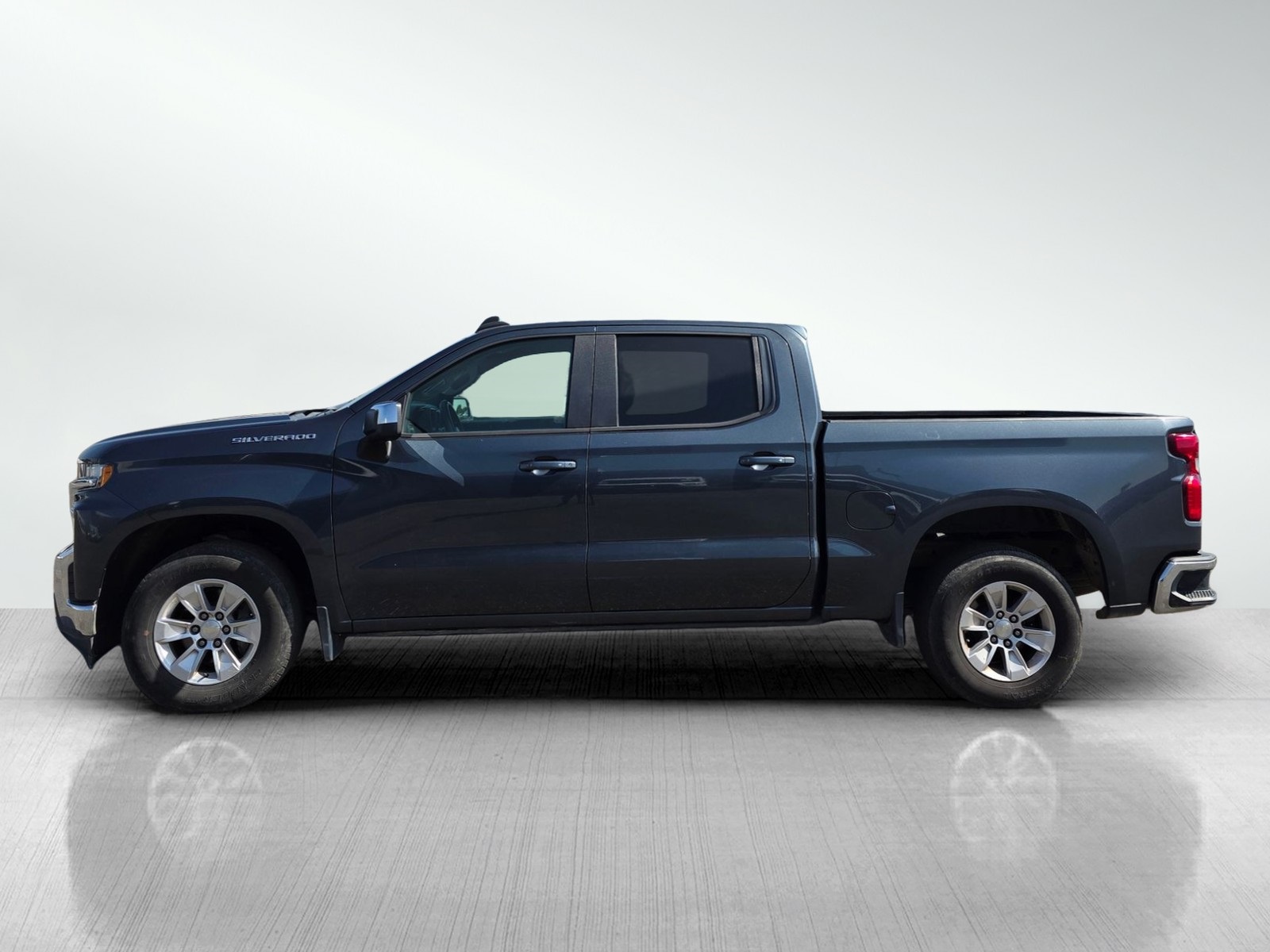 2019 Chevrolet Silverado 1500 LT photo 4