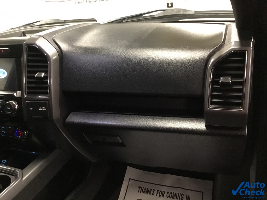 2017 Ford F-150 XLT photo 40