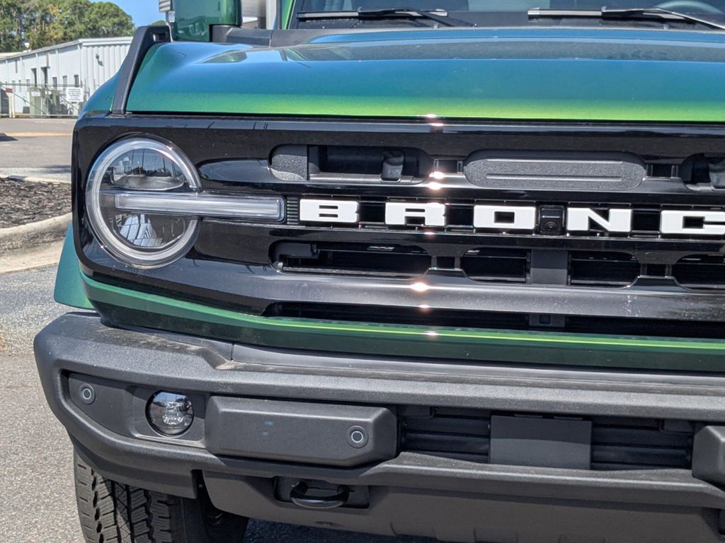 2025 Ford Bronco Outer Banks photo 10