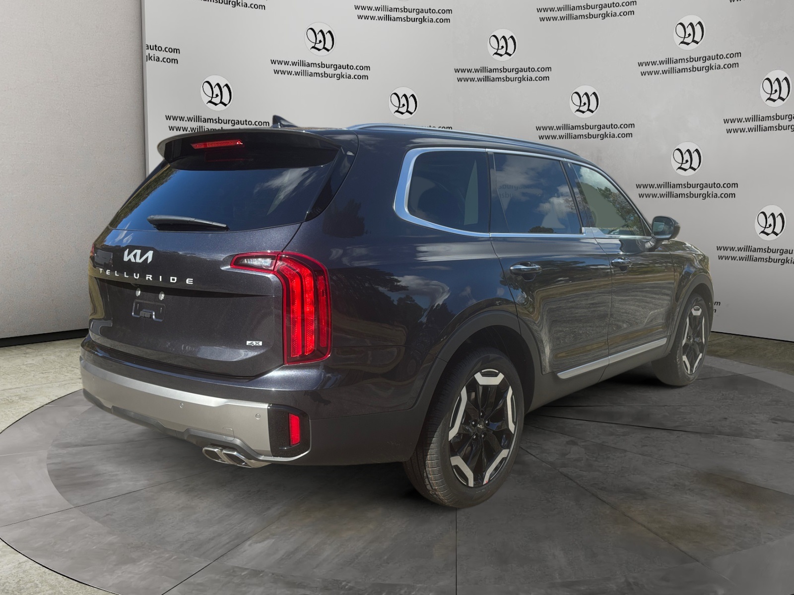 2025 Kia Telluride S photo 4