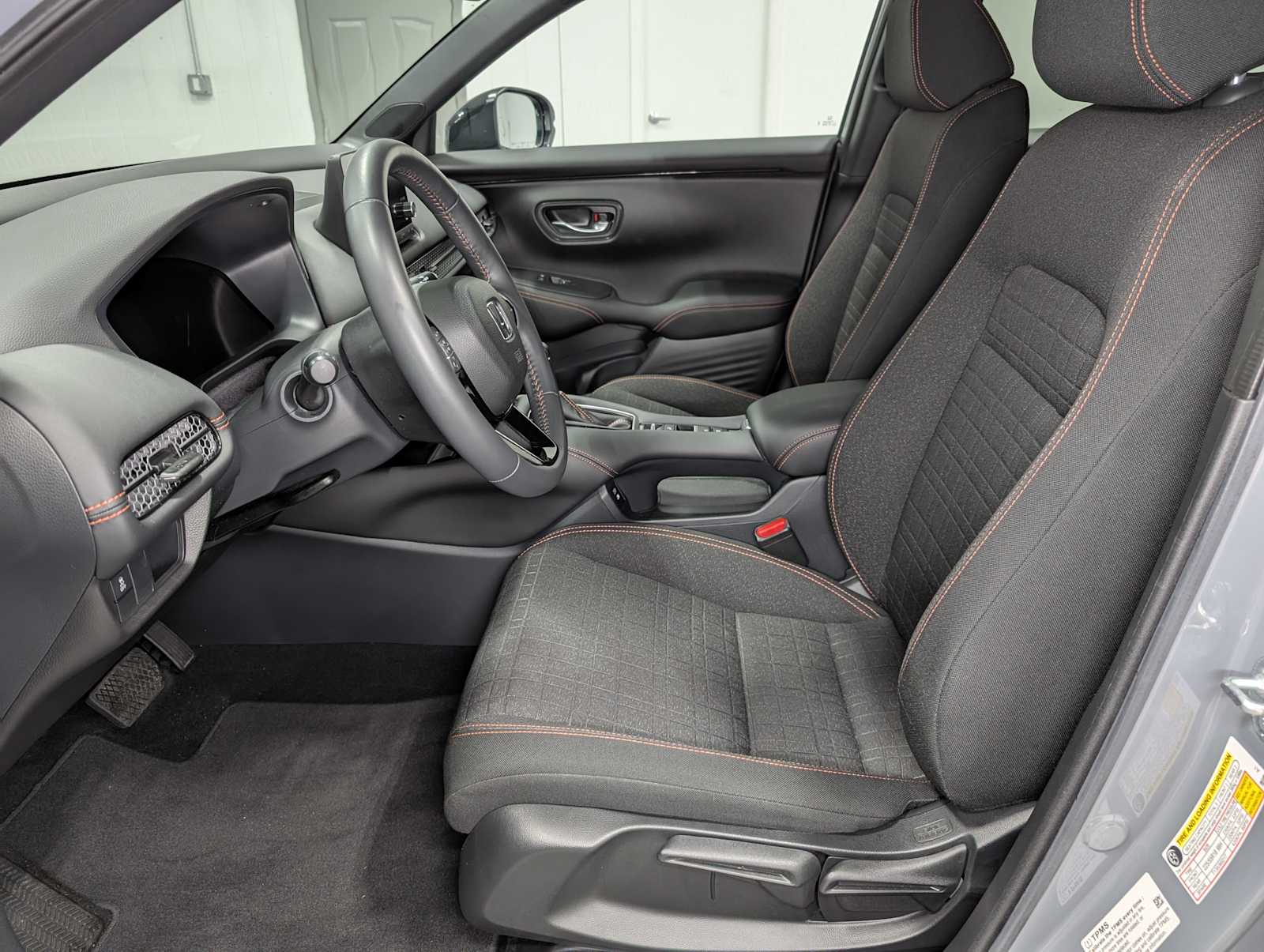 2024 Honda HR-V Sport photo 2