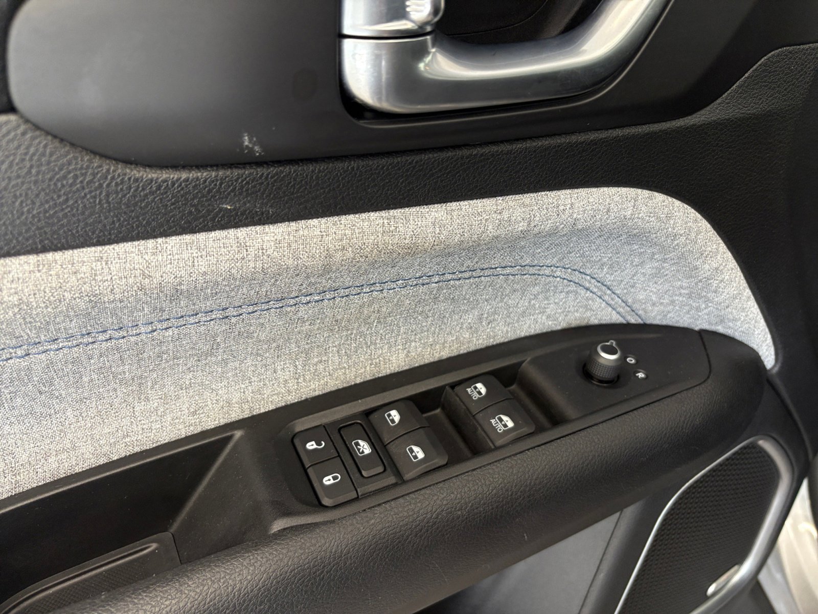 2022 Jeep Compass Latitude photo 26