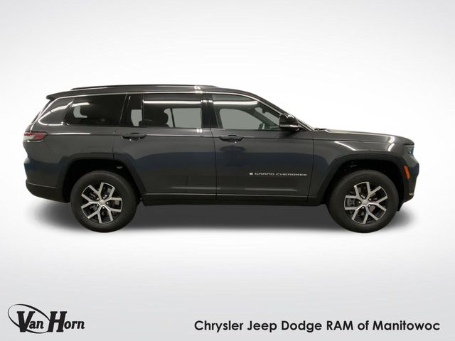 2025 Jeep Grand Cherokee Limited photo 2