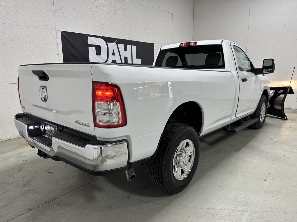 2024 Ram 2500 Tradesman photo 2