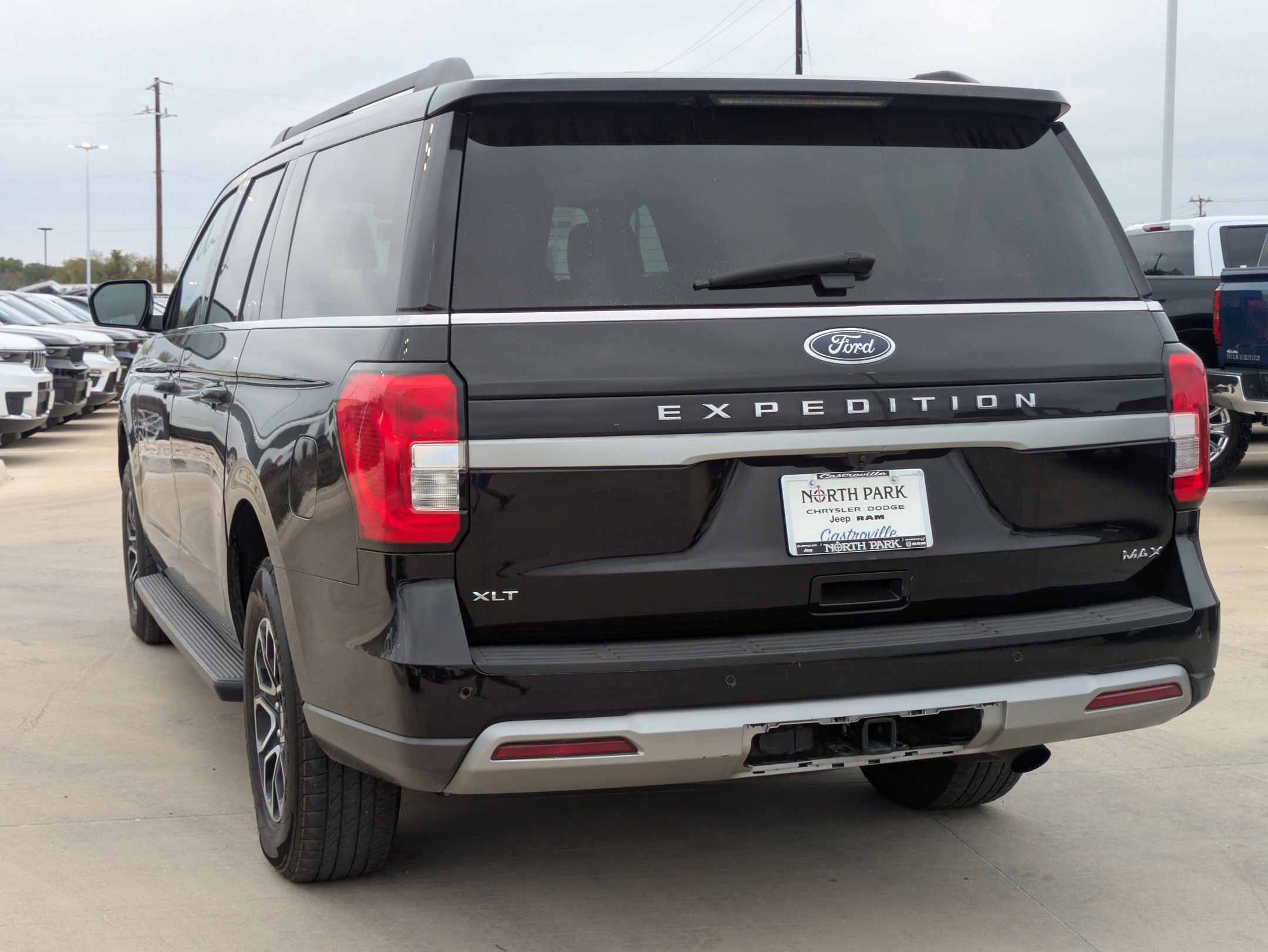 2024 Ford Expedition MAX XLT photo 4