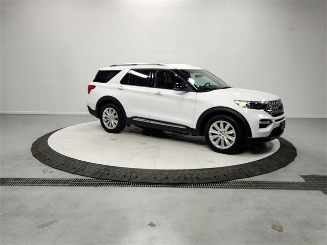2020 Ford Explorer Limited's photo