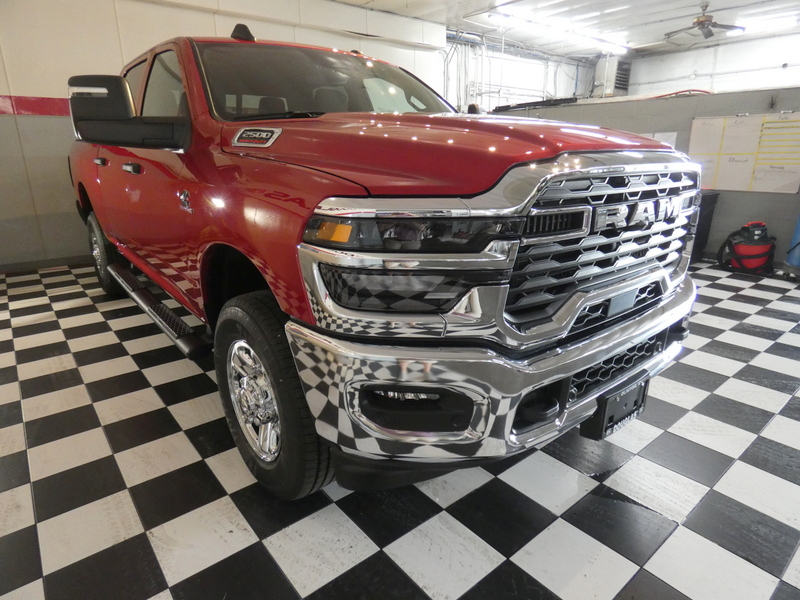 2025 Ram 2500 Tradesman photo 3
