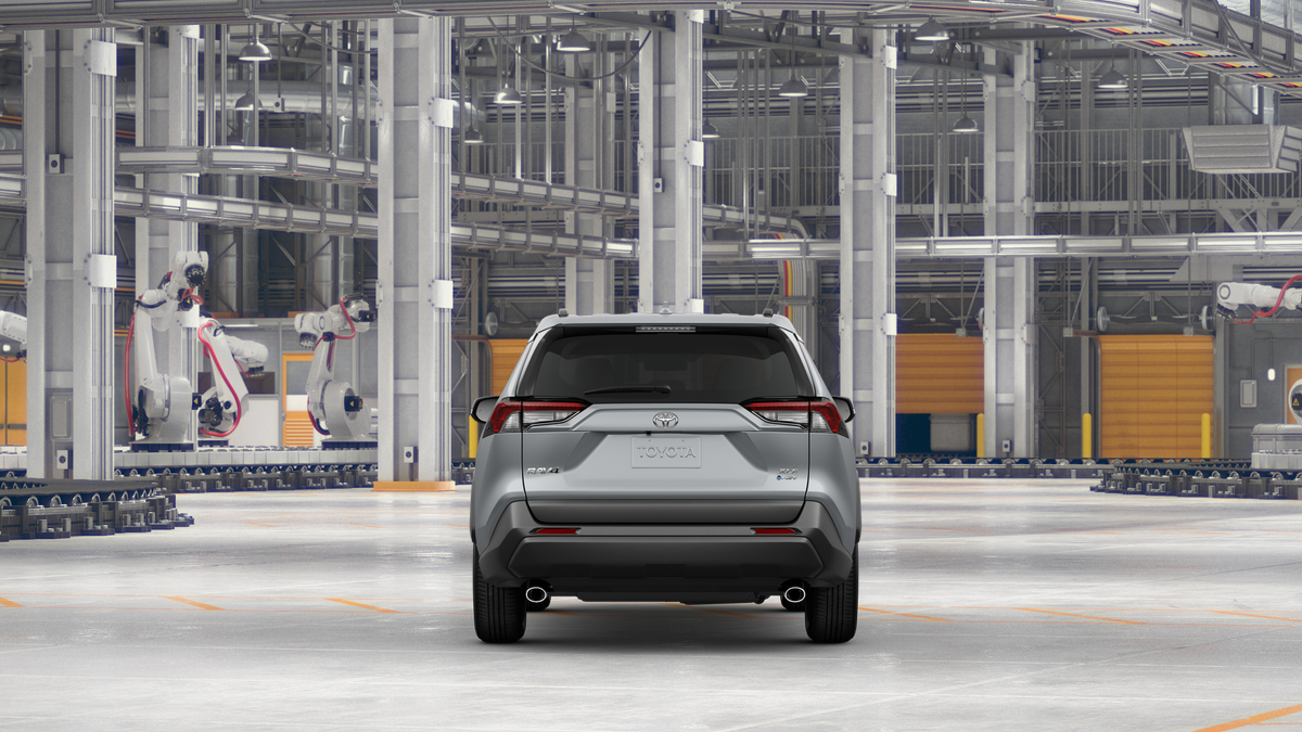 2025 Toyota RAV4 Hybrid XLE photo 4