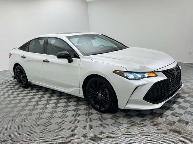 2021 Toyota Avalon XSE photo 2