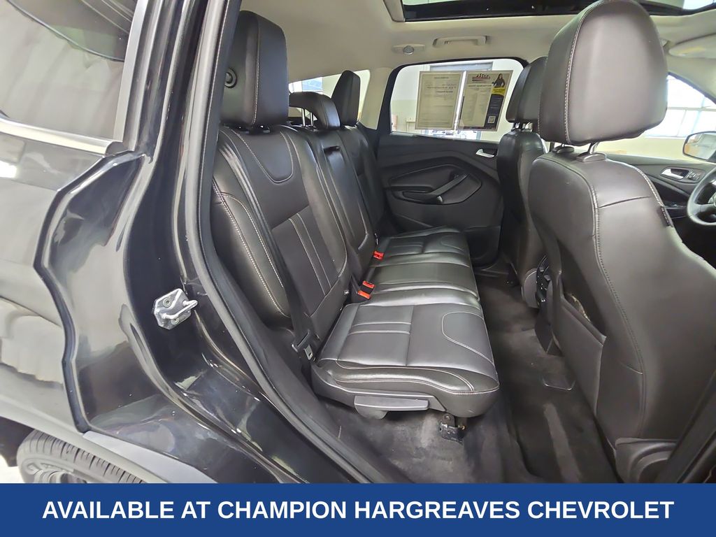2013 Ford Escape Titanium photo 25