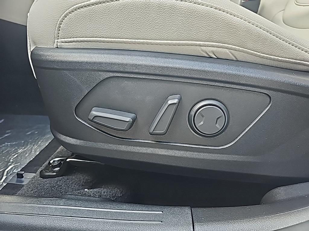 2025 Hyundai Tucson SEL Convenience photo 14
