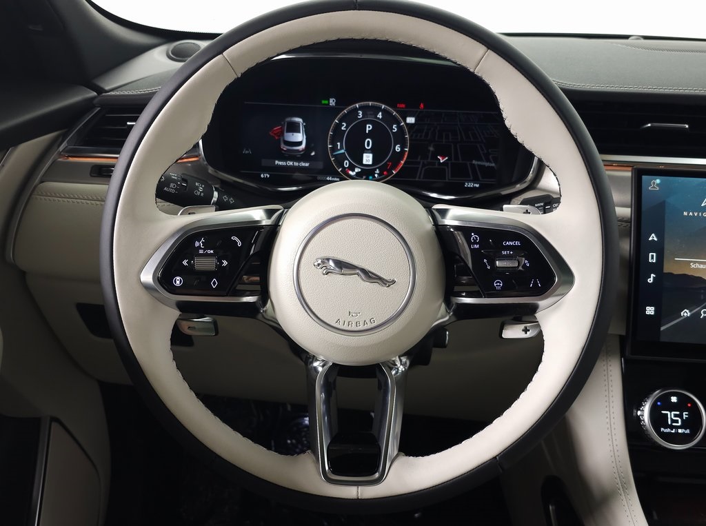 2026 JAGUAR F-PACE - Image 17