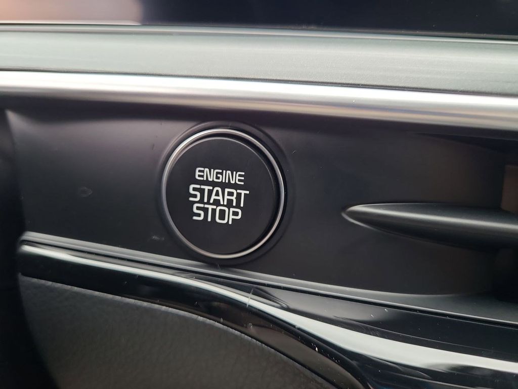 2026 Kia K5 GT-Line photo 27