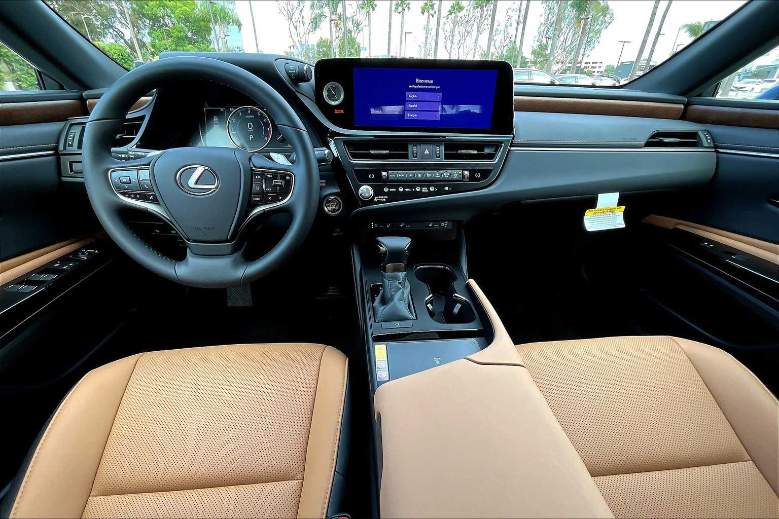 2025 Lexus ES 350 photo 5