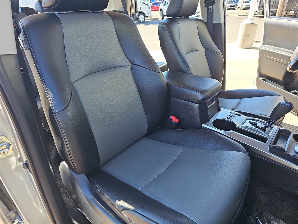 2024 Toyota 4Runner SR5 Premium photo 9