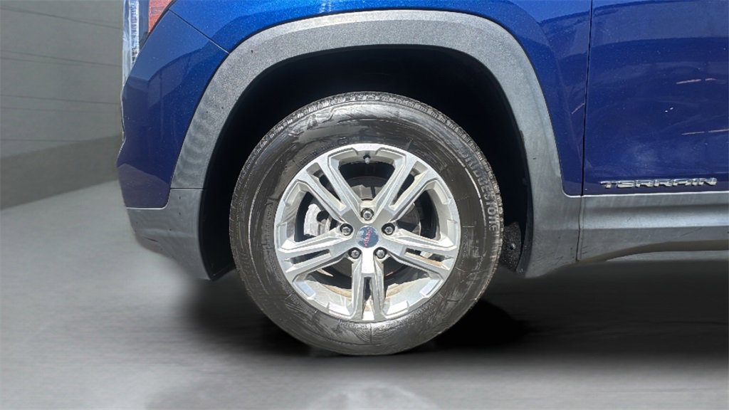 2022 Gmc Terrain SLE photo 19