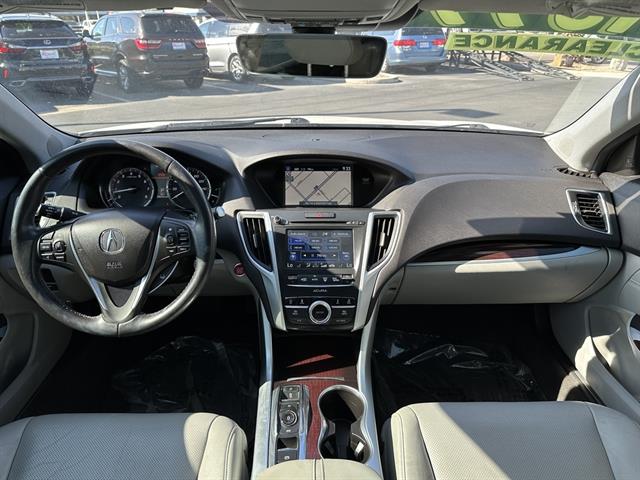 2016 Acura TLX Technology photo 18
