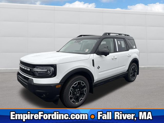 2025 Ford Bronco Sport Outer Banks's photo