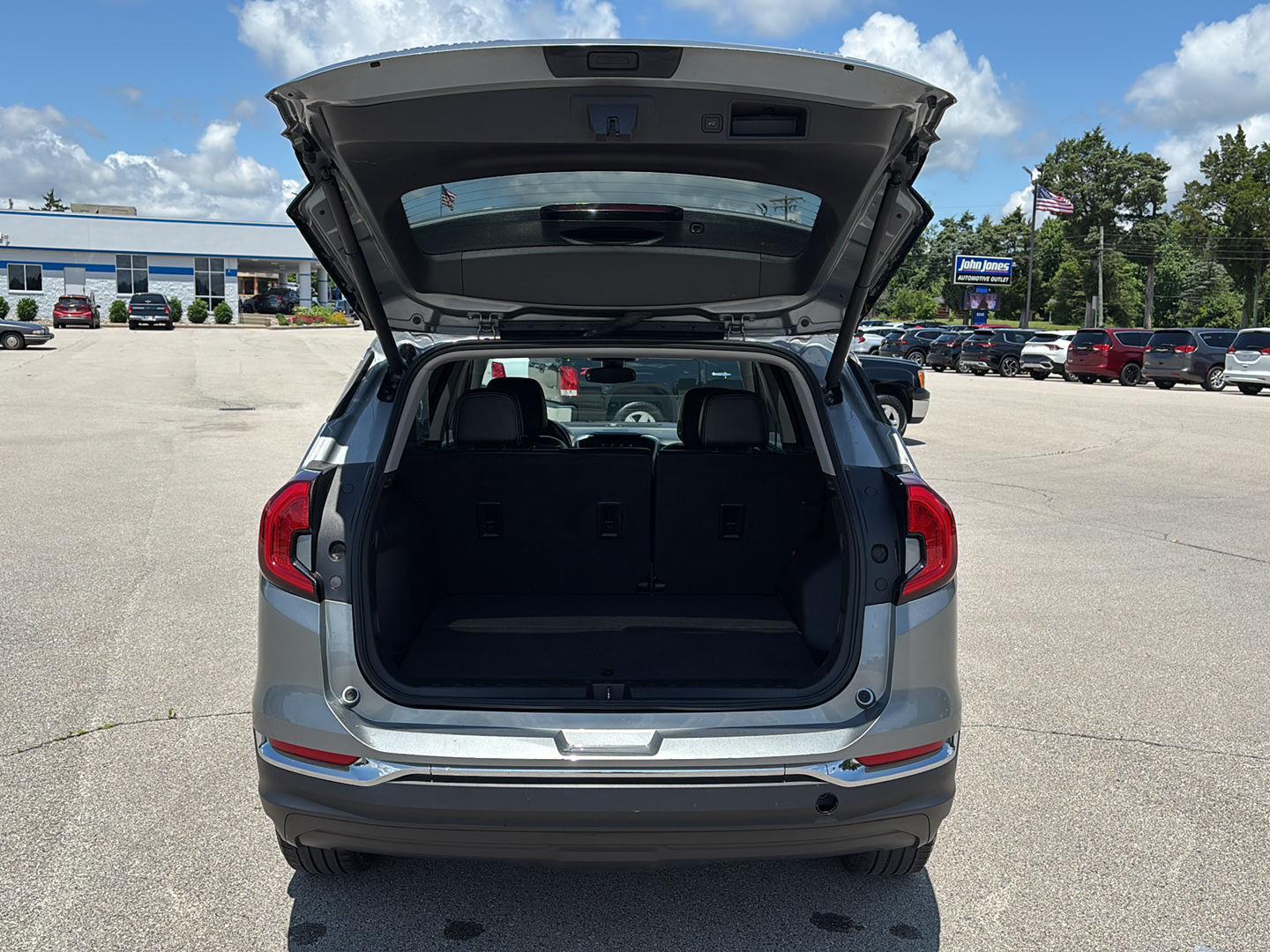 2023 Gmc Terrain SLT photo 9