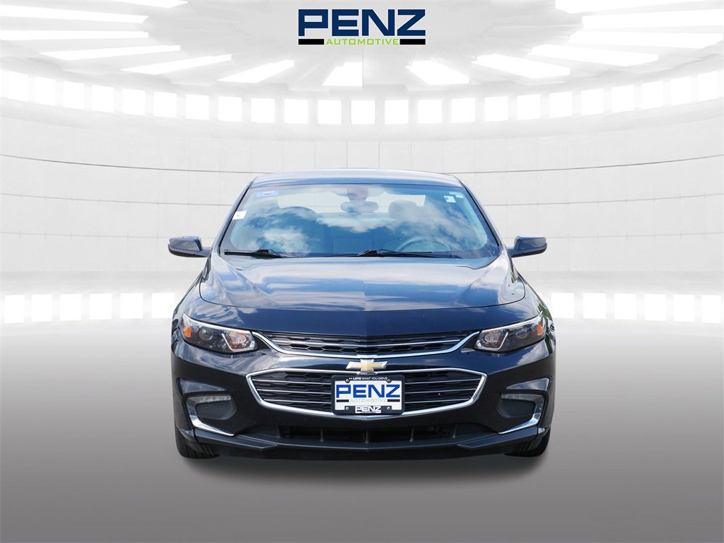 Used 2017 Chevrolet Malibu 1LT with VIN 1G1ZE5ST8HF242890 for sale in Rochester, Minnesota