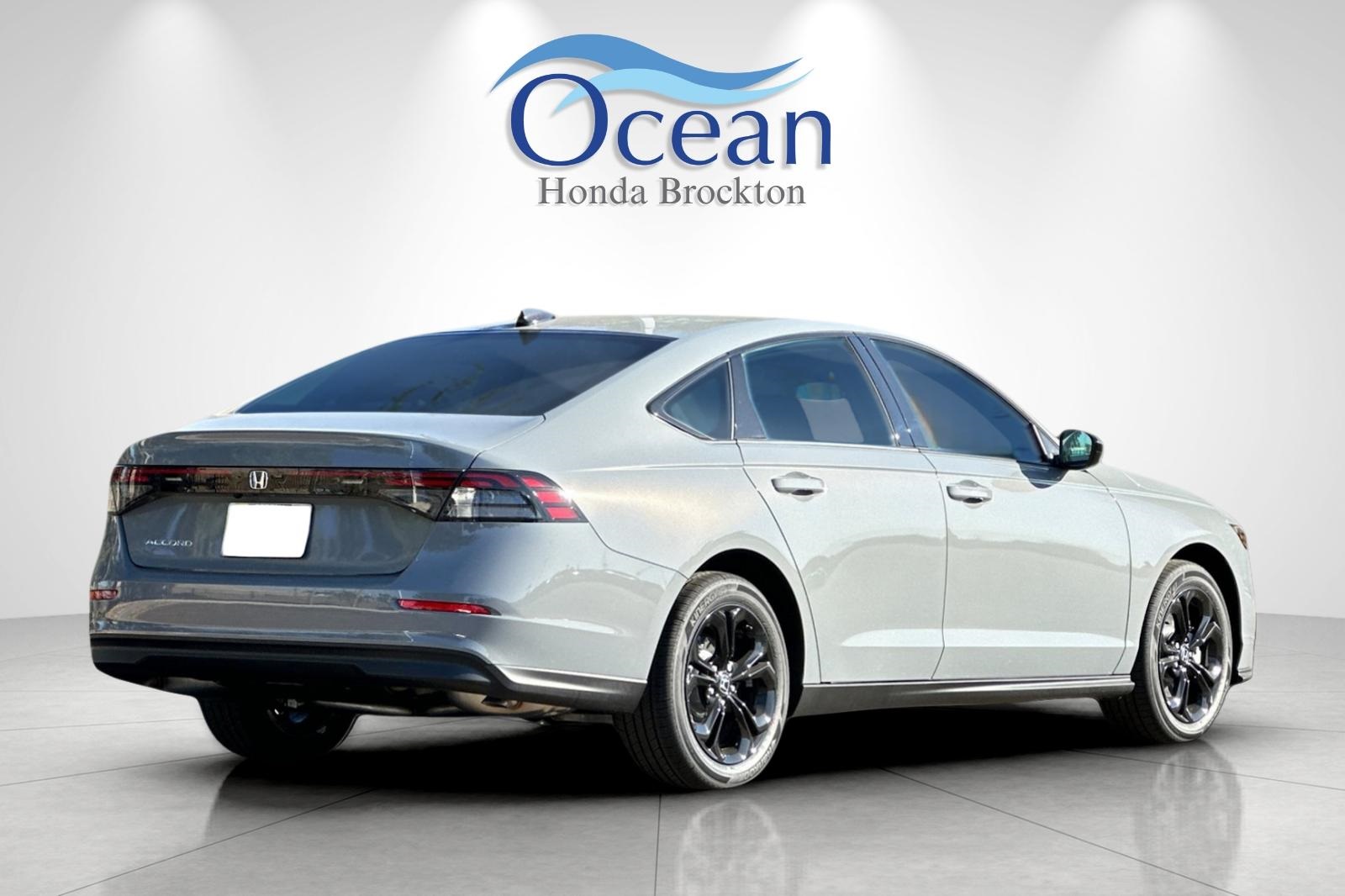 2025 Honda Accord SE photo 4