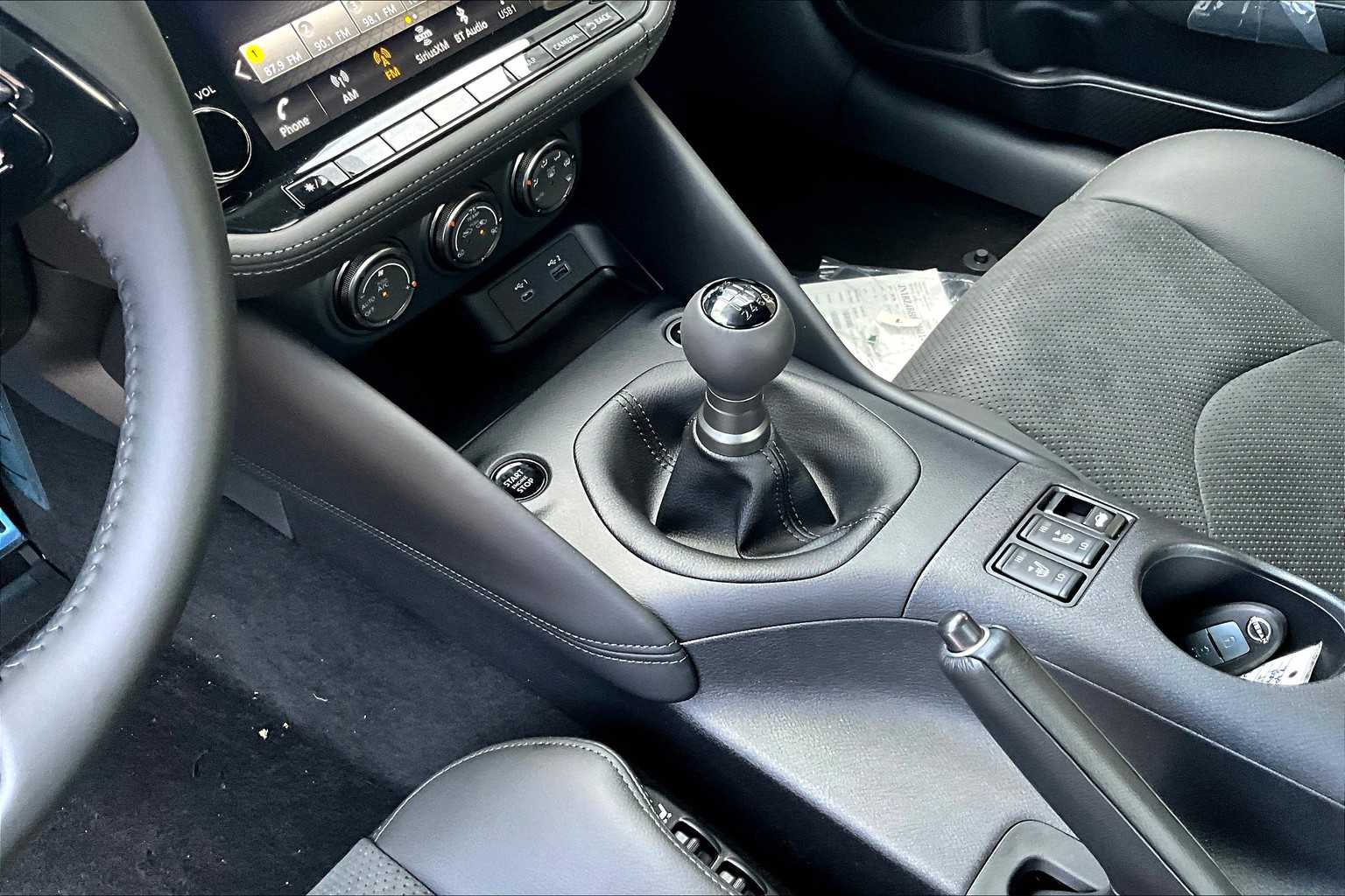 2025 Nissan Z Performance photo 11