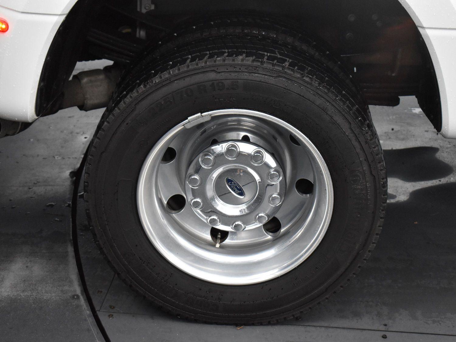 2022 Ford F-450 Platinum photo 36